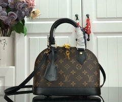 Bolsa Louis Vuitton na internet