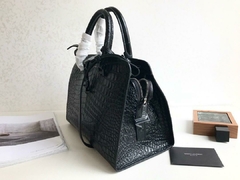 Bolsa Yves Saint Laurent na internet