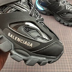 Balenciaga 3.0 na internet