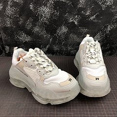 Balenciaga Triple S - NL Outlet