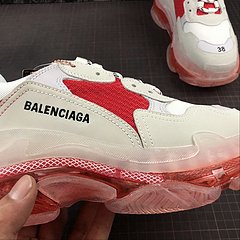 Imagem do Balenciaga Triple S