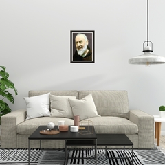 Quadro Religioso Padre Pio 21x30cm Moldura Preta marca Orathea - Personalize Canecas Azulejos e mais | Orathea Presentes