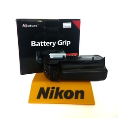 Battery Grip Aputure Bp-d11 - p/ Nikon D7000  Seminovo