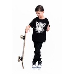 Camiseta infantil oncinha-pintada - 100% algodão - Sapotis | Produtos inspirados nos bichos do Brasil
