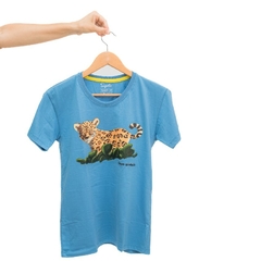Camiseta infantil onça-pintada azul - 100% algodão unissex - Sapotis | Produtos inspirados nos bichos do Brasil