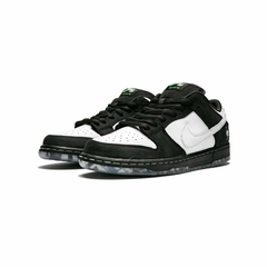 Nike Sb Dunk Low Panda Pigeon