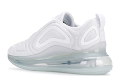 Nike Air Max 720 Total White en internet