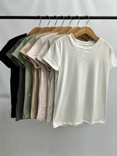 REMERA MODAL SOFT M