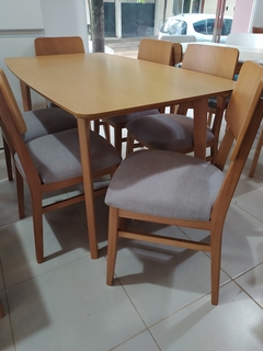 Juego de comedor en cedrillo