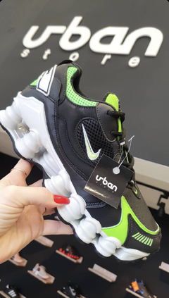 Tênis Nike Shox TLX 12 Molas Preto e Verde (Masculino)