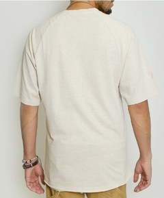 Camiseta Long No Age C/ Bolso Estampa Caveira - Creme - comprar online