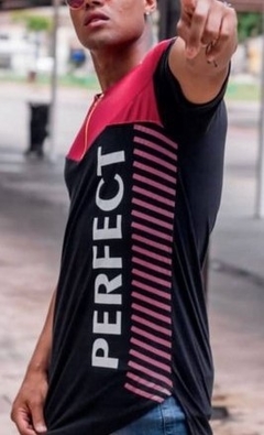 Camiseta Long King Joy C/Ziper Premium Respect - Preto C/Vermelho - Urban Store - Moda Masculina, Roupas, Calçados e muito mais!