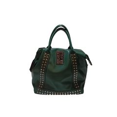 Bolso Leblu con Tachas en internet