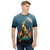 Modelo masculino de camiseta  com qualidade Kanikoss Moda Nerd azul em tecido dry fit, estampada com o personagem E. Honda do jogo Street Fighter 6.