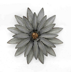 ADORNO DE METAL FLOR PARA PARED 38X6 - cd. 1568 - comprar online