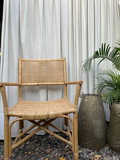 SILLA BALI CON APOYA BRAZO 56 X 50 X 87ALT -cod 3086 en internet