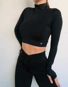 Crop Thermal Neck Black