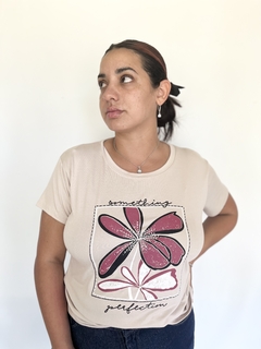 Remera Something - comprar online