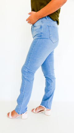 Jeans Celeste Recto Elastizado - comprar online