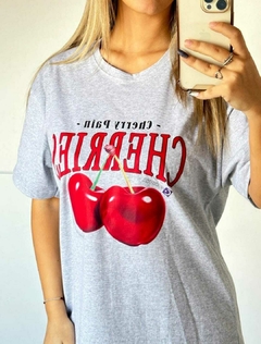 Remera Cherries en internet