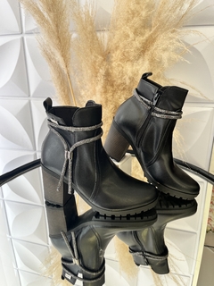 Bota Feminina Salto - comprar online