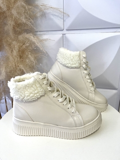 Bota Feminina forrada - Off White