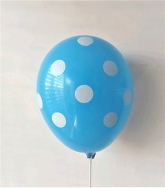 10 globos impresos con lunares 2