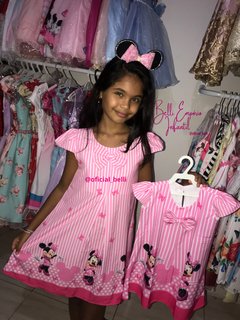 Vestido trapézio Minnie rosa na internet