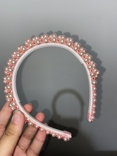 Tiara pérolas rosa