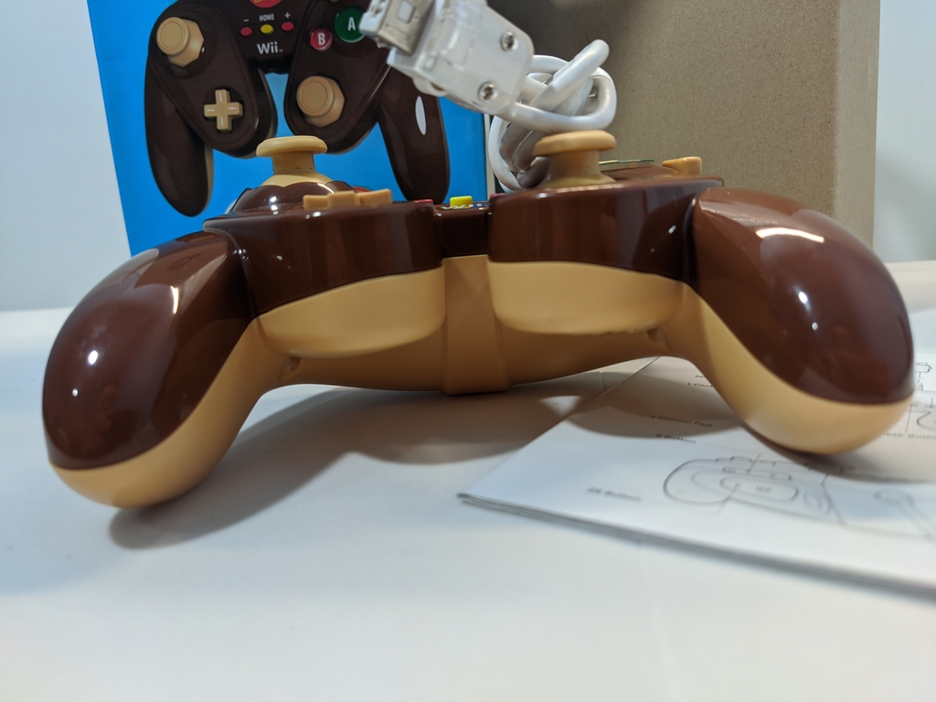 Controle Nintendo Wii U Wired Fight Pad donkey Kong