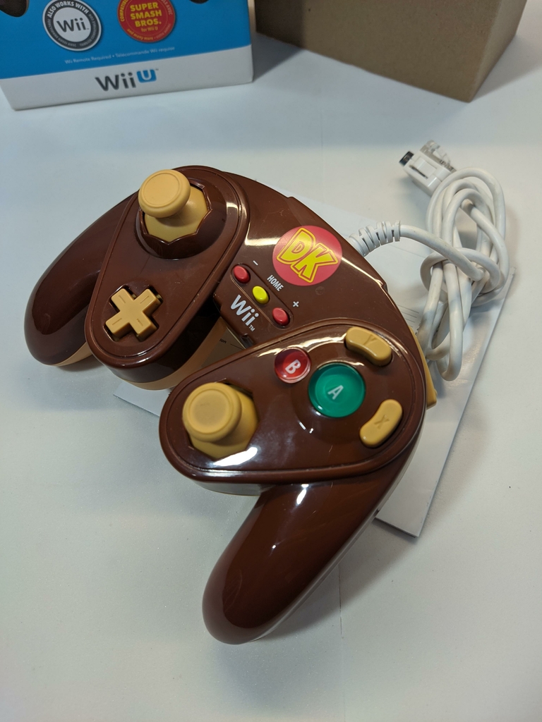 Controle Nintendo Wii U Wired Fight Pad donkey Kong