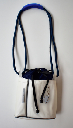 Bucket bag