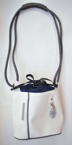 Bucket bag