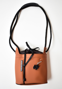 Bucket bag