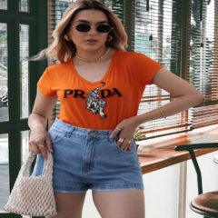 Camiseta "PRADA" com tigre - comprar online
