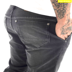 Calça Jeans Unisex na internet