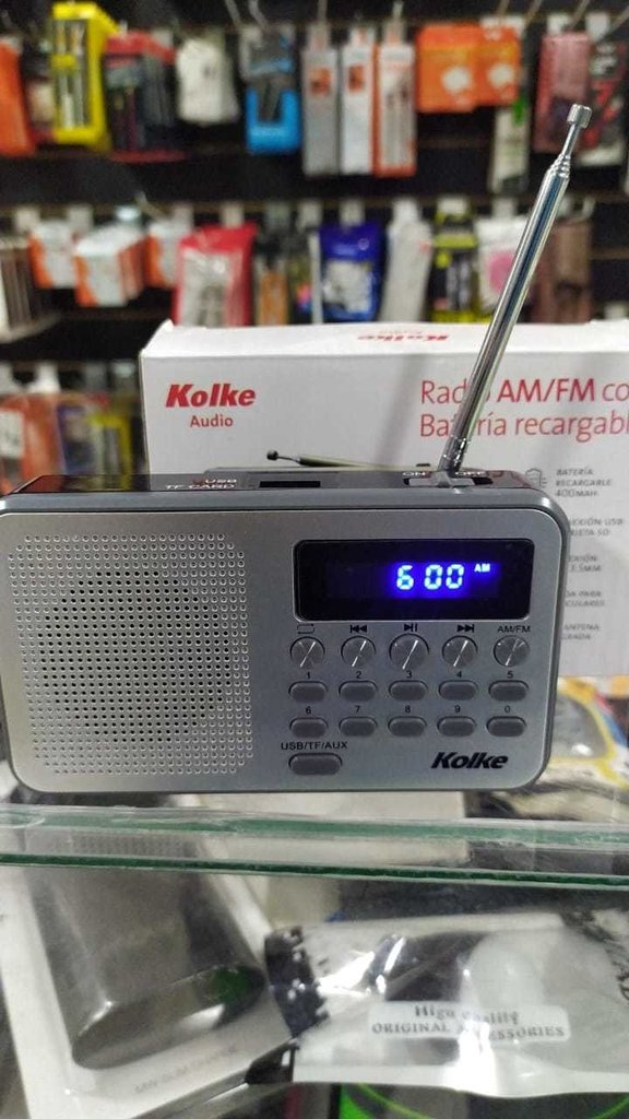 RADIO PORTÁTIL KOLKE AM/FM RECARGABLE