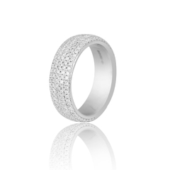anel com pave de diamantes em ouro branco