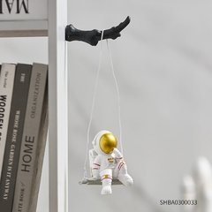 Astronauta estátua de parede decoração acessórios de decoração estatueta de resina divertida decorações de natal presentes para crianças frete grátis decoração para casa miniaturas atacado Dropshipping Envio Grátis - Dr. Brauch