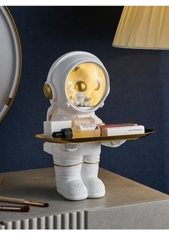 Astronauta modelo escultura arte moderna bandeja de armazenamento decoração para casa acessórios para sala estar uma peça resina estátua mesa decoração - comprar online