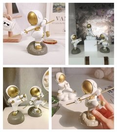 Enfeites de resina estatueta astronauta modelo casa decoração acessórios para sala estar presente aniversário moderno escritório decoração da mesa na internet