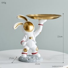 Astronauta modelo escultura arte moderna bandeja de armazenamento decoração para casa acessórios para sala estar uma peça resina estátua mesa decoração - comprar online