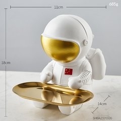 Astronauta modelo escultura arte moderna bandeja de armazenamento decoração para casa acessórios para sala estar uma peça resina estátua mesa decoração na internet