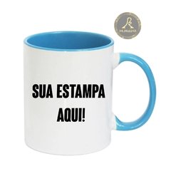 Caneca Personalizada de Cerâmica Branca com Alça e Interior Azul claro.