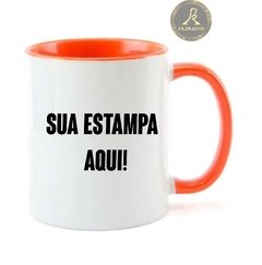 Caneca Personalizada de Cerâmica Branca com Alça e Interior laranja.