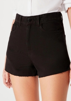 HBQZN10SN SHORTS HERING EM SARJA CINTURA ALTA - PRETO