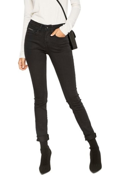 CF8OC11JJ309 CALCA FEM JEANS CALVIN KLEIN PRETO - comprar online