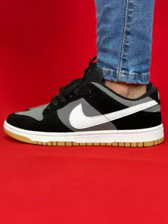 Nike dunk cinza preto branco