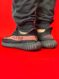 Adidas Yeezy Boost 350 v2 preto rosa importado na internet