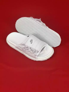 Chinelo Slide Nike Branco